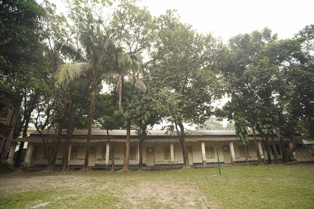 এক নজরে মির্জা আব্বাস মহিলা কলেজ ক্যাম্পাস